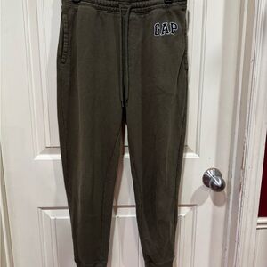 GAP junior Olive Jogger Pants